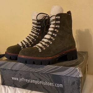 Jeffrey Campbell boots size 8:5 for womens,color green